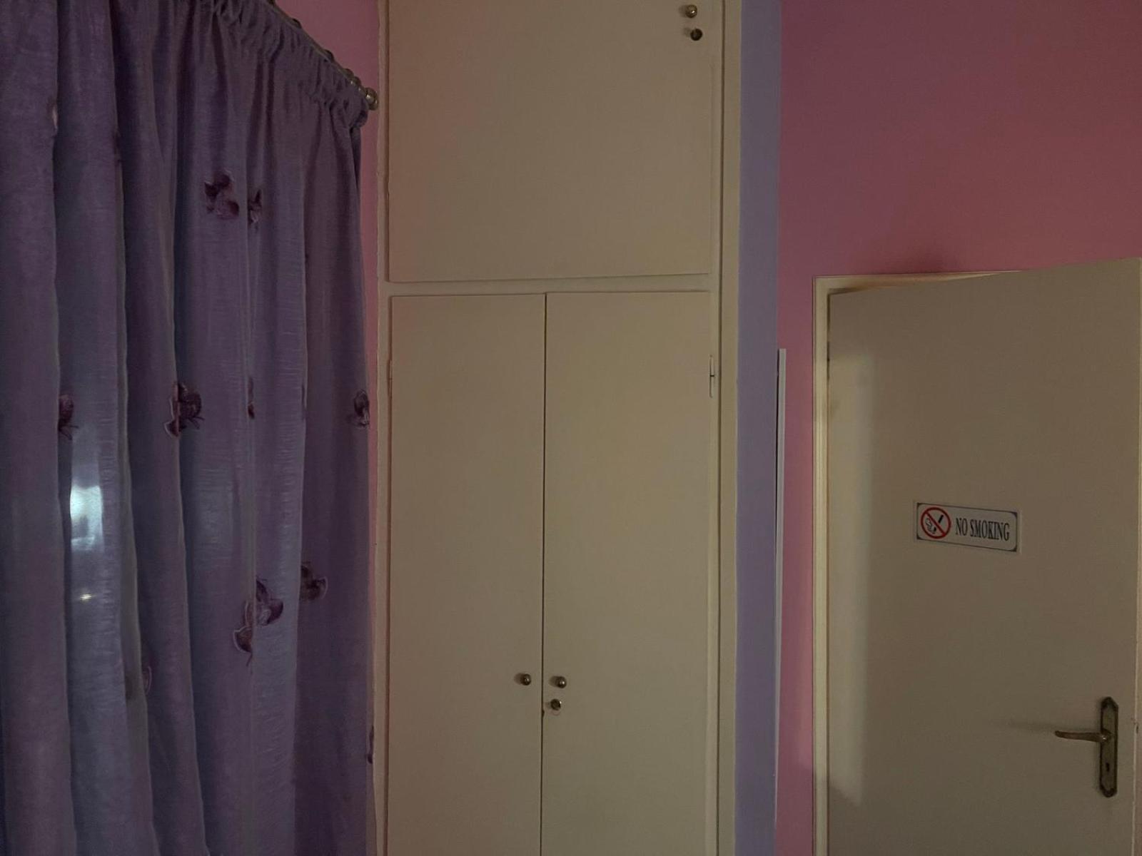 Pislis Rooms 卡梅纳维洛拉 外观 照片